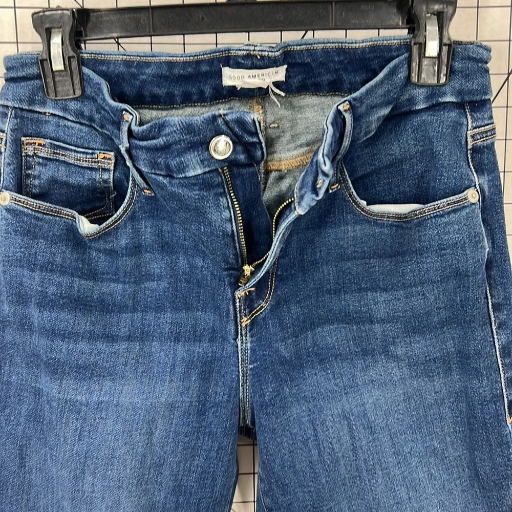 Good American dark wash organic cotton blend straight leg jeans 6